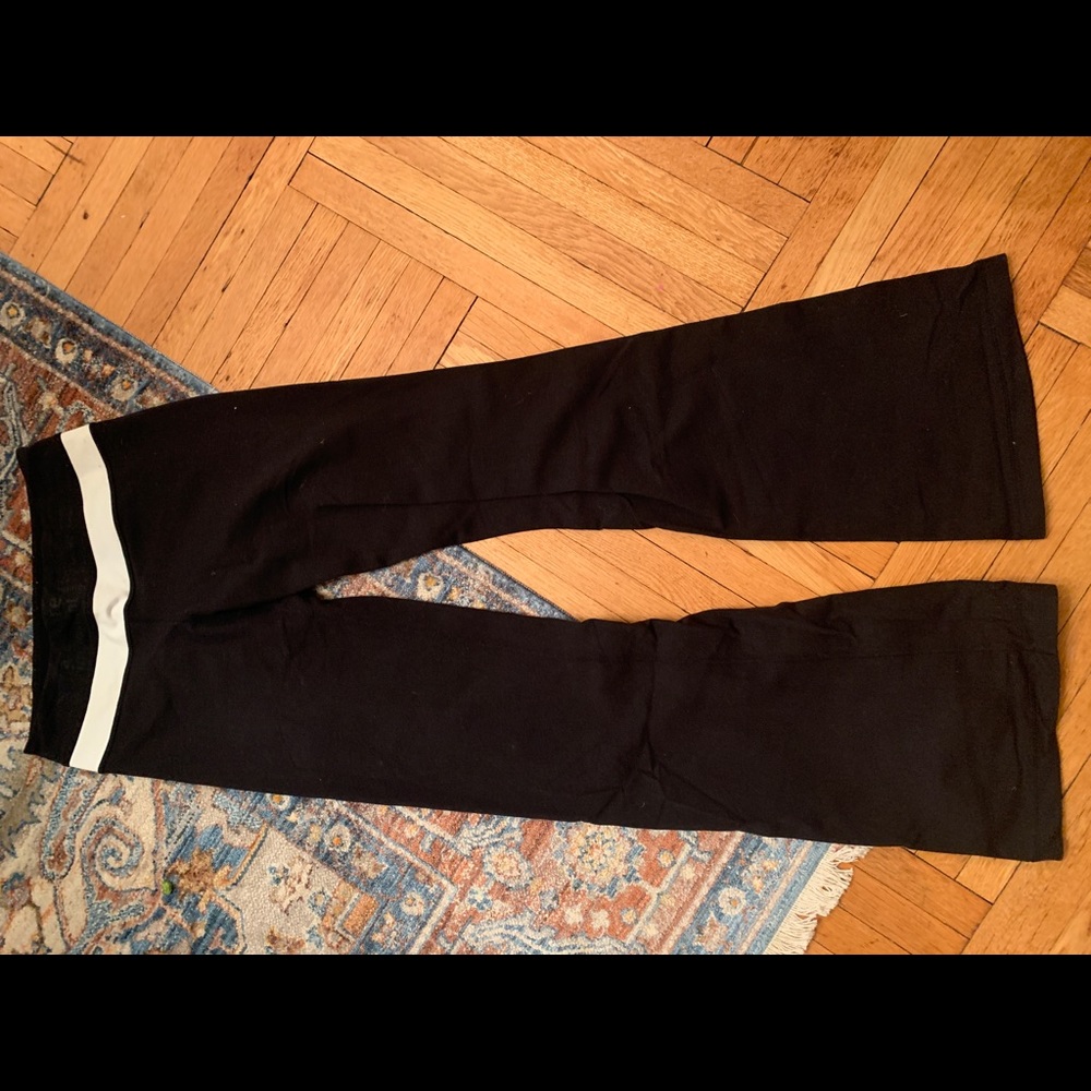 Lululemon flare luon pant - Picture 2 of 3